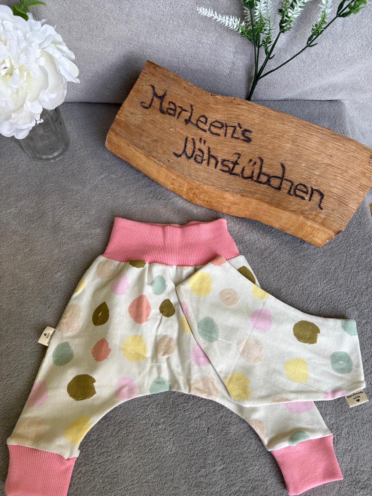 Süße Pünktchen Größe 50/56
